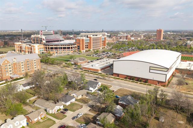 1310 Garfield Avenue, Norman, OK 73072