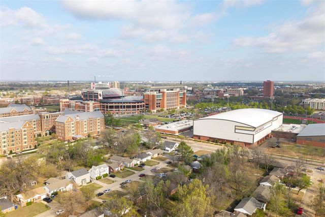 1310 Garfield Avenue, Norman, OK 73072