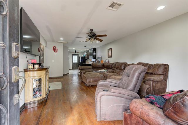 1310 Garfield Avenue, Norman, OK 73072