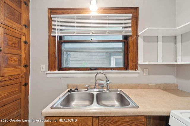217 N Butler Boulevard, Lansing, MI 48915