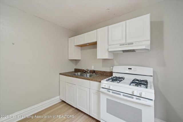 217 N Butler Boulevard, Lansing, MI 48915