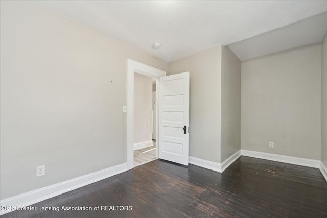 217 N Butler Boulevard, Lansing, MI 48915