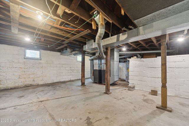 217 N Butler Boulevard, Lansing, MI 48915