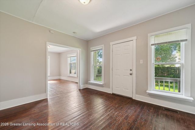 217 N Butler Boulevard, Lansing, MI 48915
