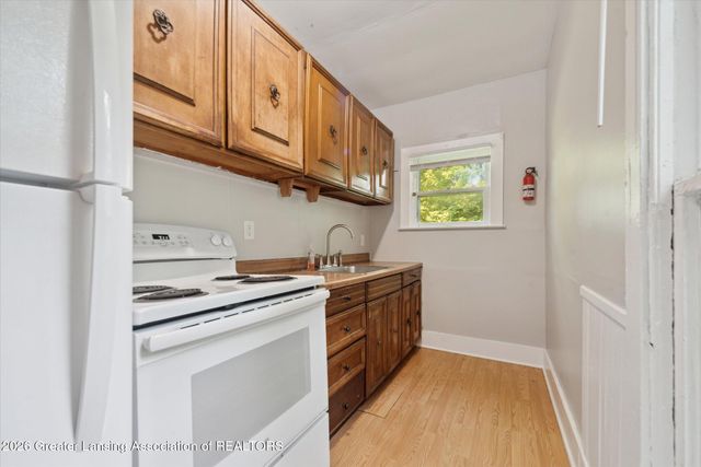 217 N Butler Boulevard, Lansing, MI 48915