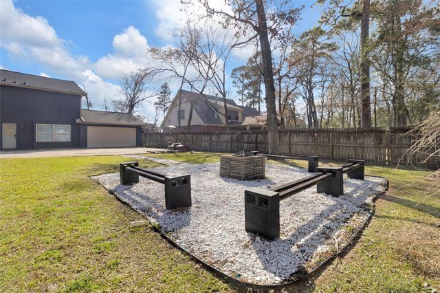 2202 Papoose Trail, Crosby, TX 77532