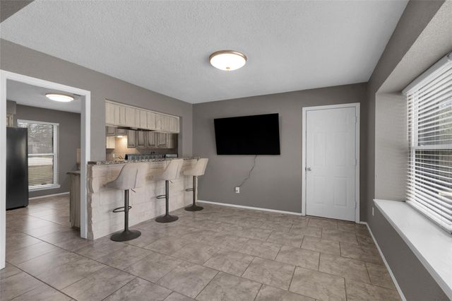 2202 Papoose Trail, Crosby, TX 77532