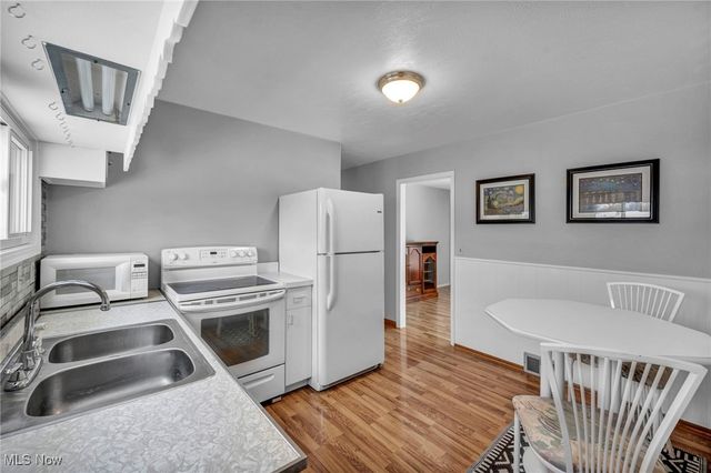 38271 Hurricane Drive, Willoughby, OH 44094