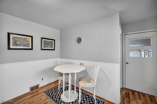 38271 Hurricane Drive, Willoughby, OH 44094