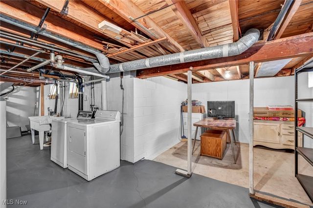 38271 Hurricane Drive, Willoughby, OH 44094