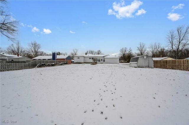 38271 Hurricane Drive, Willoughby, OH 44094