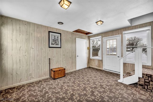 38271 Hurricane Drive, Willoughby, OH 44094