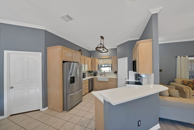 133 Miramar Circle, Weatherford, TX 76085