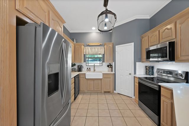 133 Miramar Circle, Weatherford, TX 76085