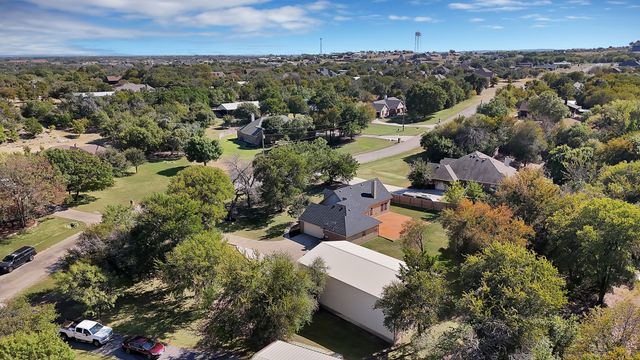 133 Miramar Circle, Weatherford, TX 76085