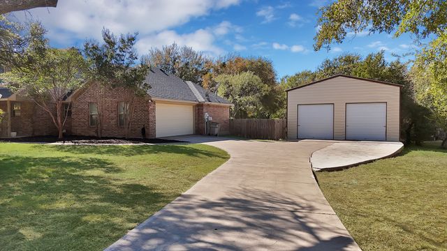 133 Miramar Circle, Weatherford, TX 76085