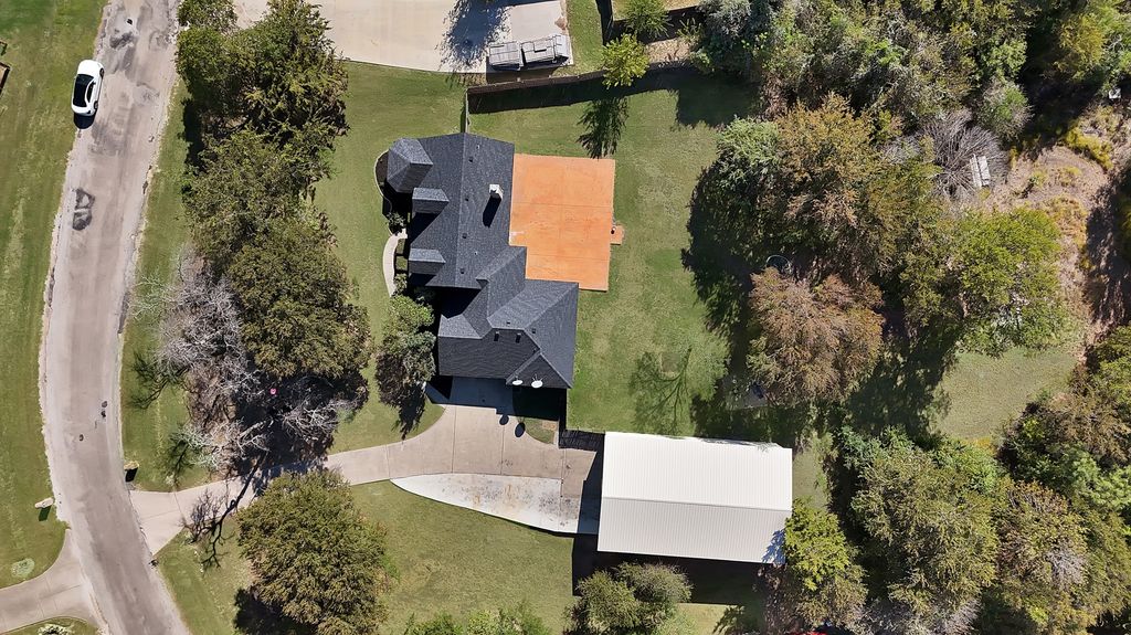 133 Miramar Circle, Weatherford, TX 76085