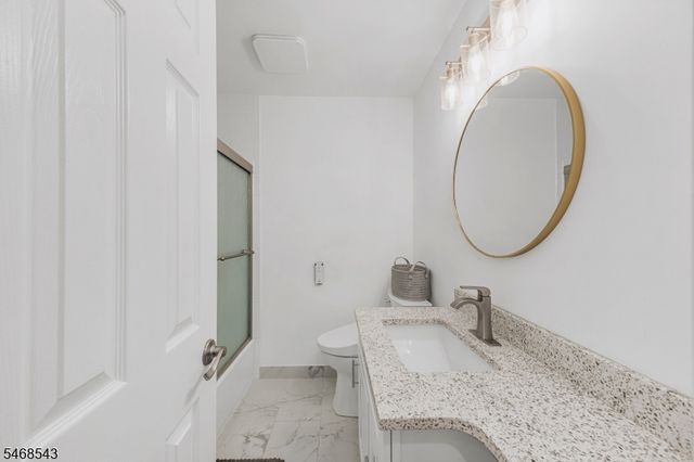 313 SUTTONS LANE, Edison Twp., NJ 08817