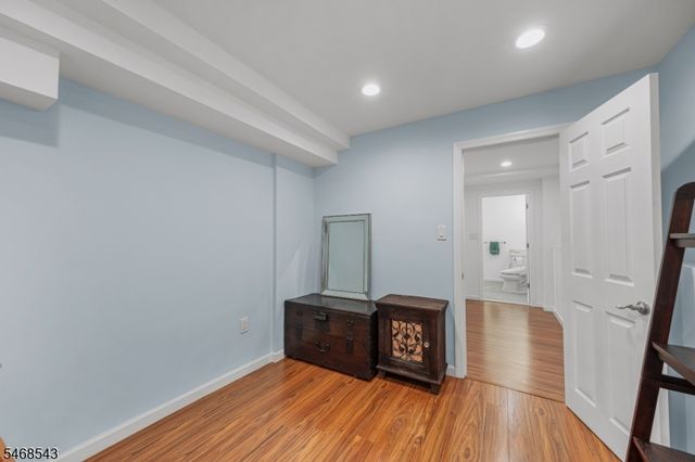 313 SUTTONS LANE, Edison Twp., NJ 08817