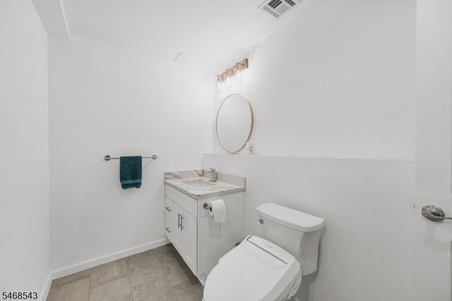 313 SUTTONS LANE, Edison Twp., NJ 08817