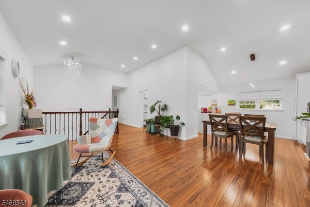 313 SUTTONS LANE, Edison Twp., NJ 08817