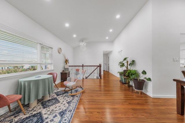 313 SUTTONS LANE, Edison Twp., NJ 08817