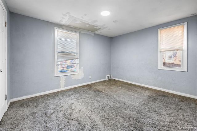 9152 Mansfield Street, Detroit, MI 48228