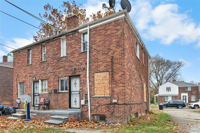 9152 Mansfield Street, Detroit, MI 48228