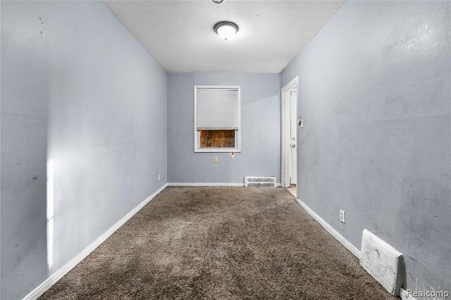 9152 Mansfield Street, Detroit, MI 48228