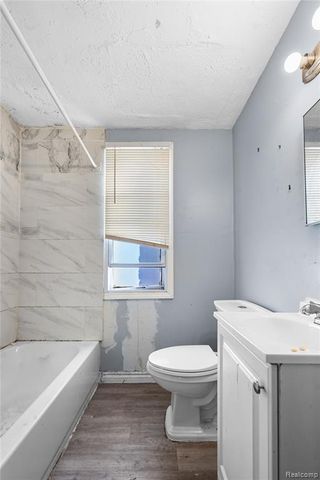 9152 Mansfield Street, Detroit, MI 48228