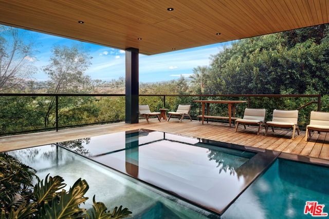 9551 Oak Pass Road, Beverly Hills, CA 90210