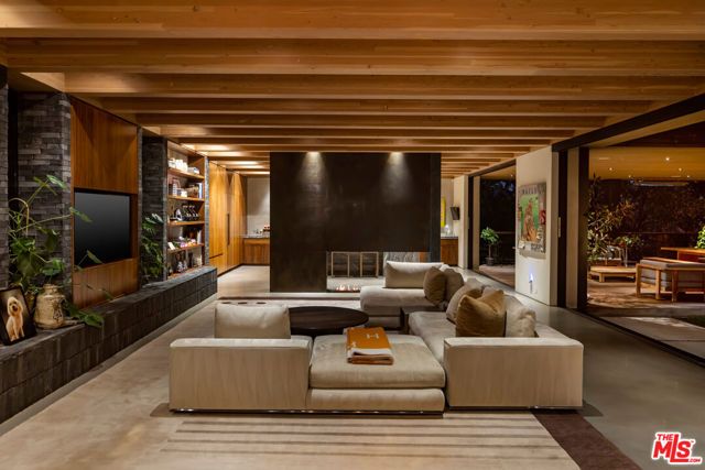 9551 Oak Pass Road, Beverly Hills, CA 90210