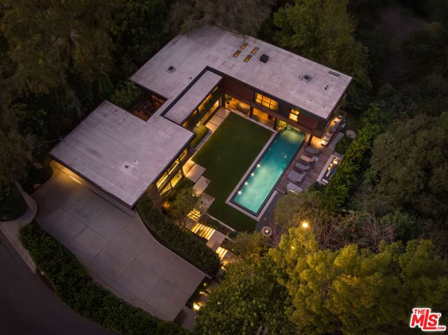 9551 Oak Pass Road, Beverly Hills, CA 90210