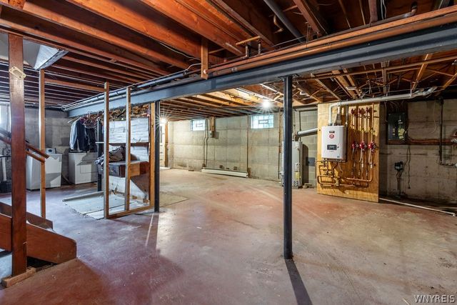 702 Ridge Road, Lewiston, NY 14092