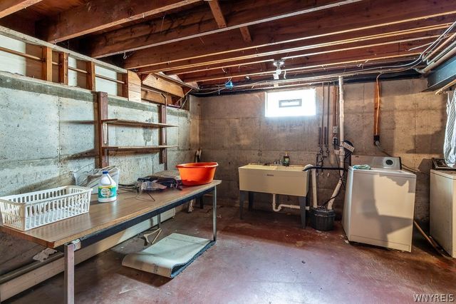 702 Ridge Road, Lewiston, NY 14092