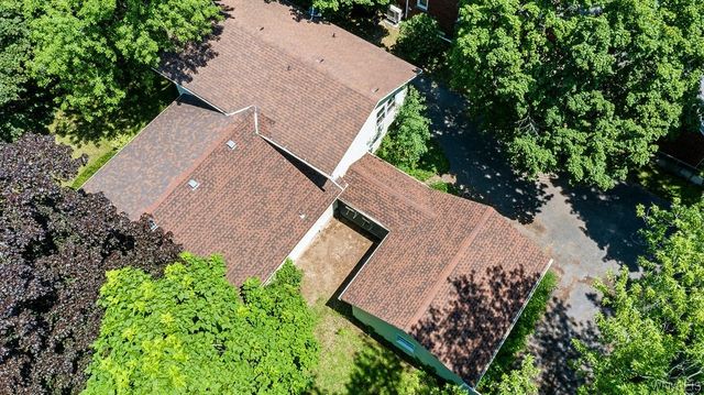 702 Ridge Road, Lewiston, NY 14092