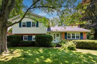 702 Ridge Road, Lewiston, NY 14092