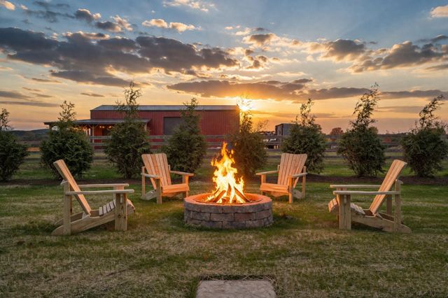 425 Tuckers Gap Rd, Lebanon, TN 37090