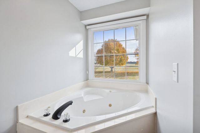 425 Tuckers Gap Rd, Lebanon, TN 37090