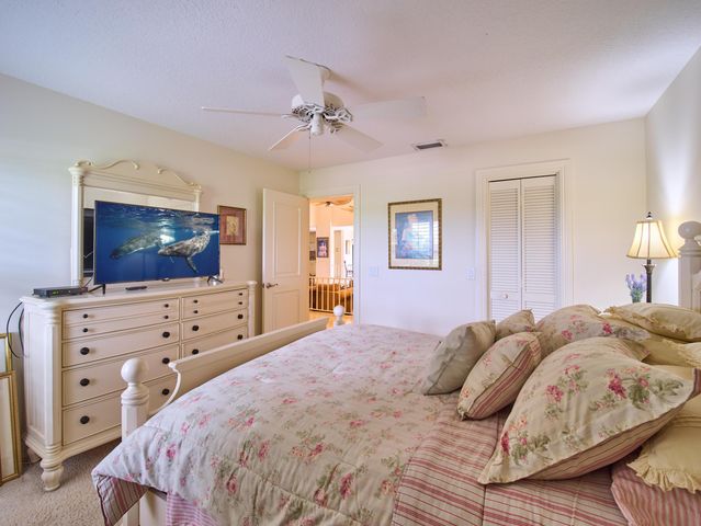 13588 Crosspointe Drive, Palm Beach Gardens, FL 33418