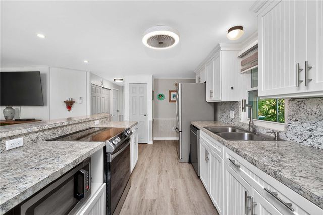 3022 AUDUBON AVENUE, Englewood, FL 34224