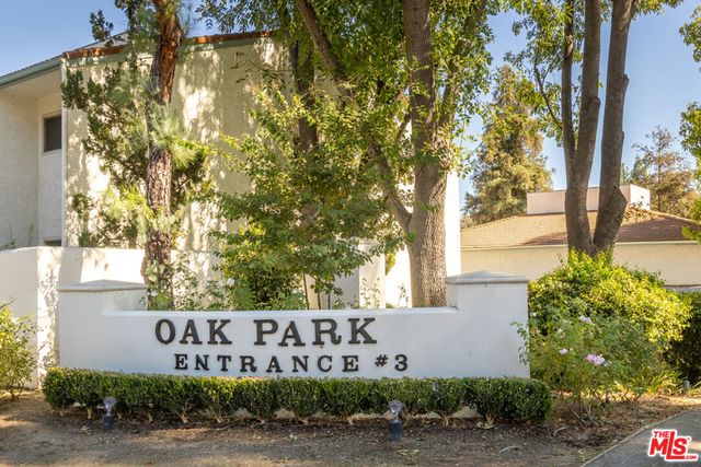 4622 Park Granada 80, Calabasas, CA 91302