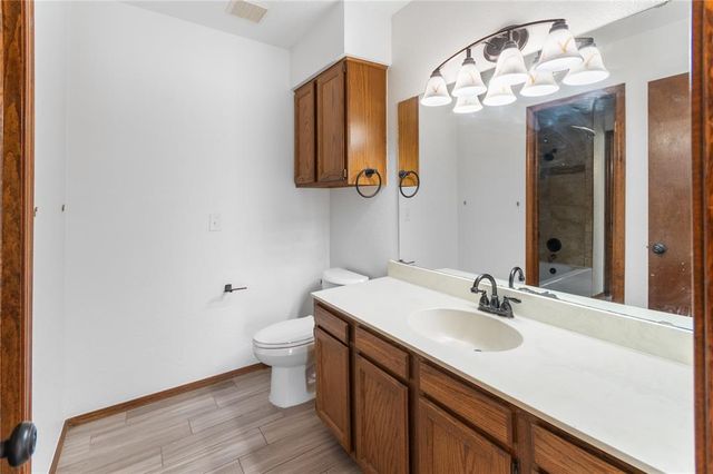 3200 W Britton Road 105, The Village, OK 73120