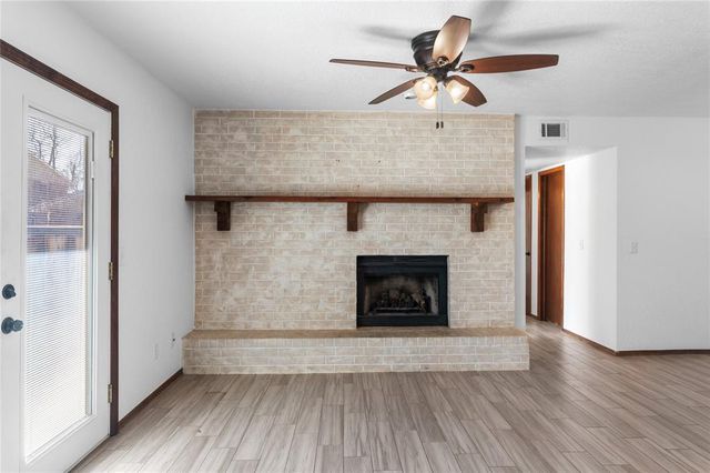 3200 W Britton Road 105, The Village, OK 73120