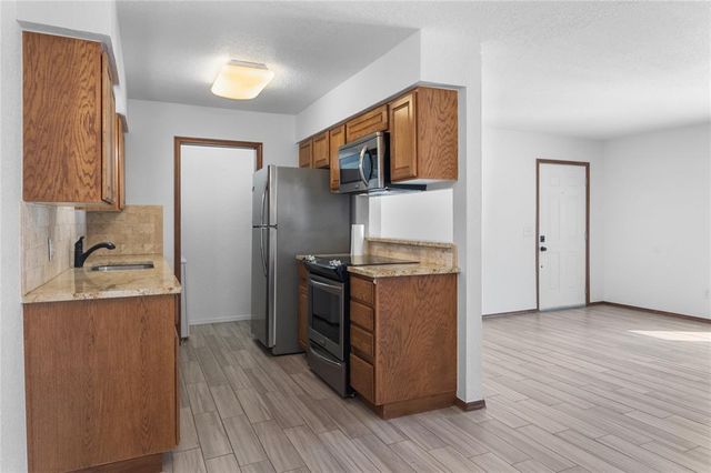 3200 W Britton Road 105, The Village, OK 73120