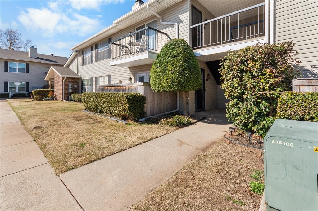 3200 W Britton Road 105, The Village, OK 73120