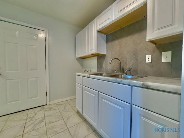 3511 N Erie Street, Toledo, OH 43611