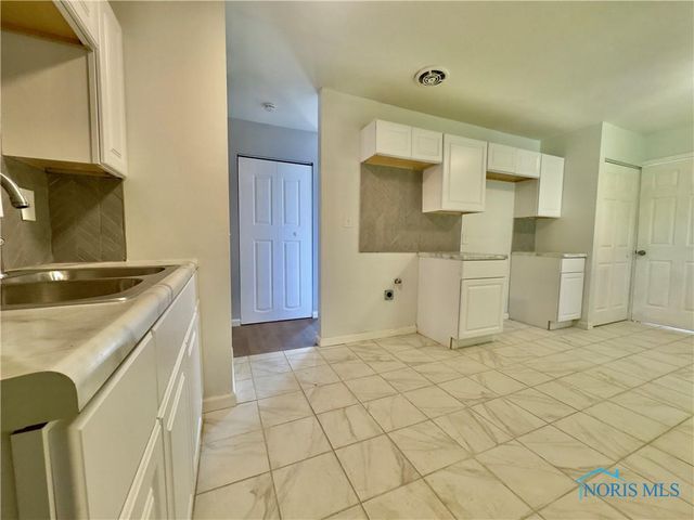 3511 N Erie Street, Toledo, OH 43611