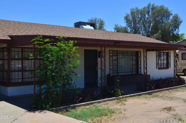 7249 N 50th Drive, Glendale, AZ 85301