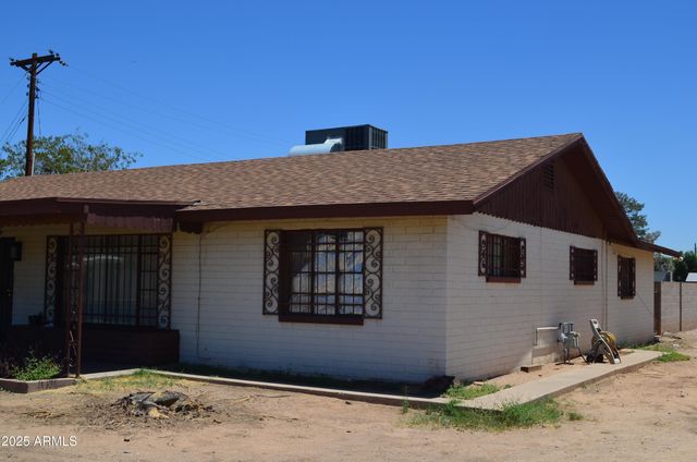 7249 N 50th Drive, Glendale, AZ 85301